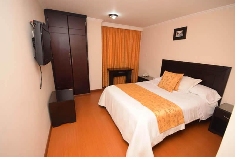 Hotel Zafiro Plaza Tunja Buitenkant foto